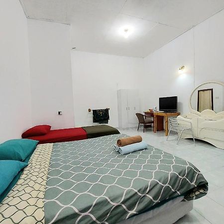 Rumah Rehat Qnm Holidays クアラ・トレンガヌ エクステリア 写真